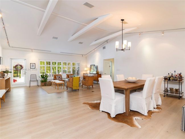 5510 San Vicente St, House other with 3 bedrooms, 3 bathrooms and null parking in Coral Gables FL | Image 10