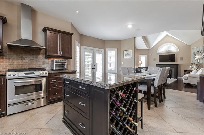 264 Dorchester Dr, House other with 5 bedrooms, 4 bathrooms and 4 parking in Grimsby ON | Image 11