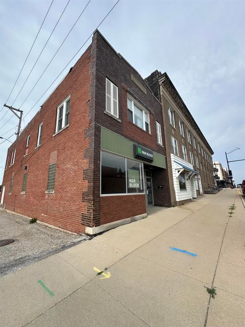 1320 Edgington Ave, Eldora, IA, 50627-1620 | Card Image