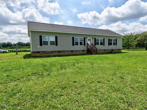 555 Hinnant Road, Selma, NC, 27576 | Card Image