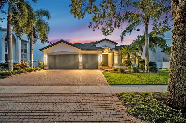19300 Sw 54th St, House other with 5 bedrooms, 3 bathrooms and null parking in Miramar FL | Image 52