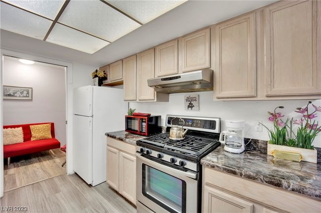 4232 Park Ct, Townhouse with 2 bedrooms, 3 bathrooms and null parking in Las Vegas NV | Image 15