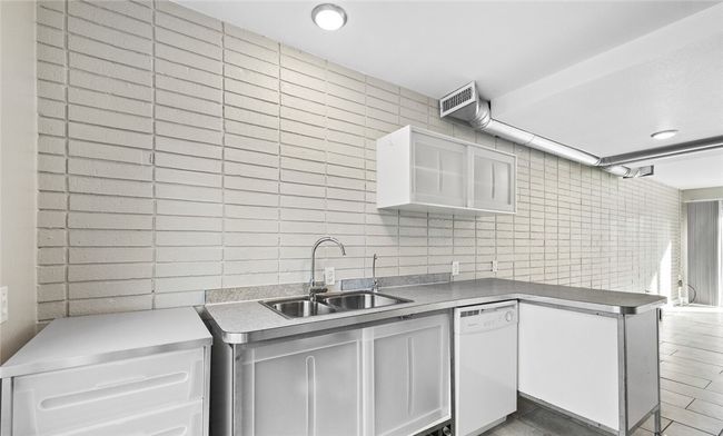 8 S Hill Ave, Condo with 2 bedrooms, 1 bathrooms and null parking in Fayetteville AR | Image 9