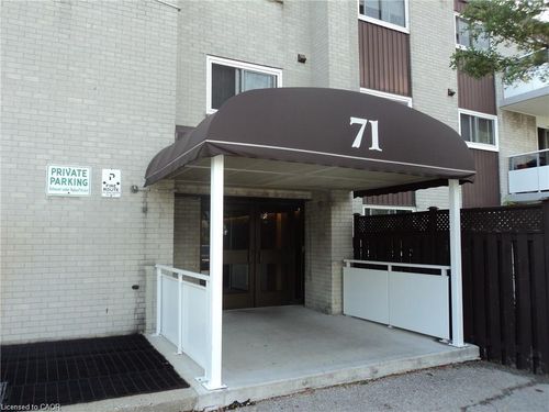 110-71 Vanier Dr, Kitchener, ON, N2C1J4 | Card Image