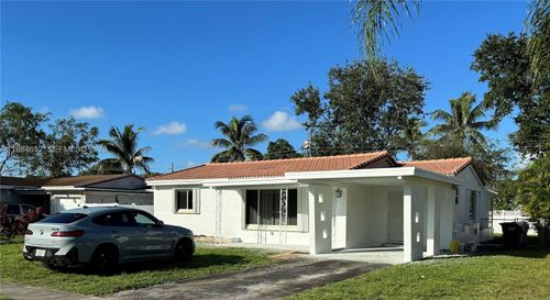 2400 N 57th Way, Hollywood, FL, 33021-3222 | Card Image