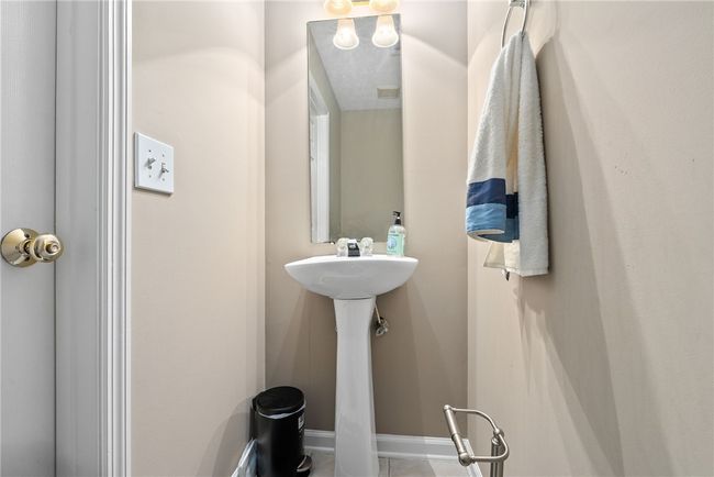 Half bathroom, downstairs | Image 8