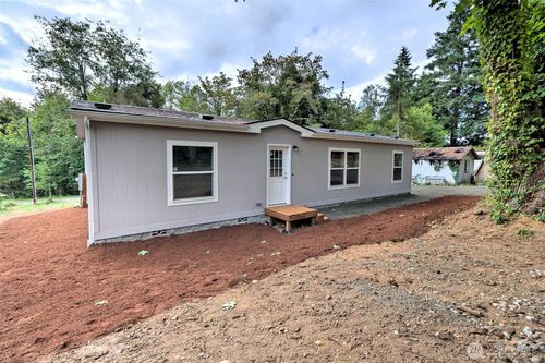 40 E Bridger Ln, Shelton, WA, 98584-9514 | Card Image
