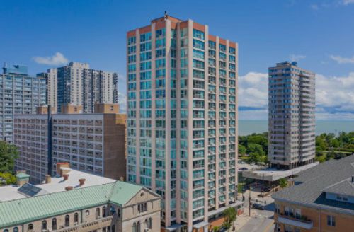 apt-18c-5600 Sheridan Rd, Chicago, IL, 60660-4831 | Card Image