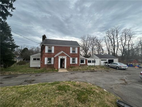 256 Duff Rd, Penn Hills, PA, 15235-3221 | Card Image