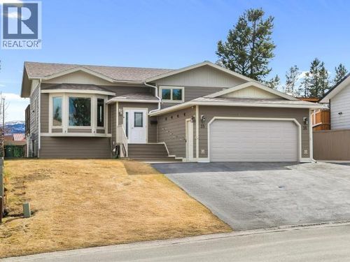 35 Tabor Cres, Whitehorse, YT, Y1A0C8 | Card Image