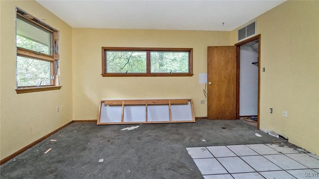 898 Browntown Rd, House other with 2 bedrooms, 1 bathrooms and null parking in Nazareth PA | Image 20