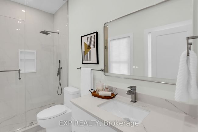 6638 Calaguiro Dr, House other with 7 bedrooms, 5 bathrooms and 8 parking in Niagara Falls ON | Image 23