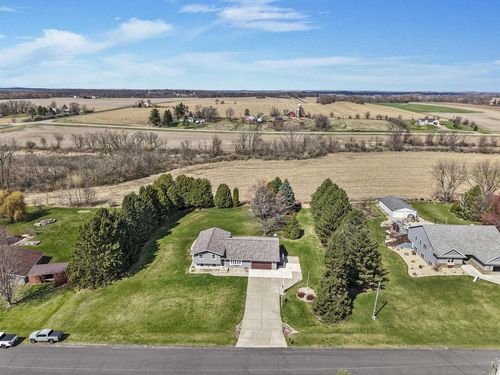4056 Lally Road, DUNN, WI, 53575 | Card Image