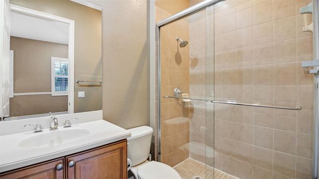 2nd Bedroom Bathroom | Image 32