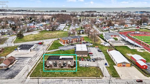 630 W 6th Street, Port Clinton, OH, 43452 | Card Image