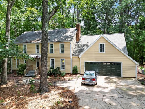 8824 Woodyhill Rd, Raleigh, NC, 27613-1133 | Card Image