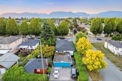 1294 E 33rd Ave, Vancouver, BC, V5V3B6 | Card Image