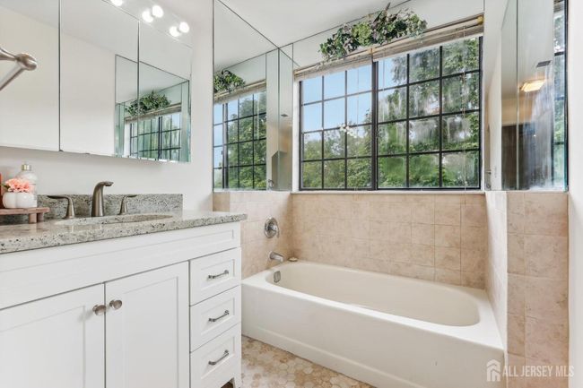 2202 - 2202 Privet Way, Townhouse with 2 bedrooms, 2 bathrooms and null parking in Basking Ridge NJ | Image 17