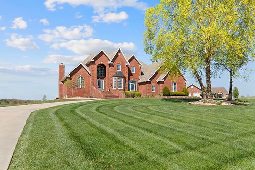 7479 Persimmon Ct, Willard, MO, 65781-8351 | Card Image