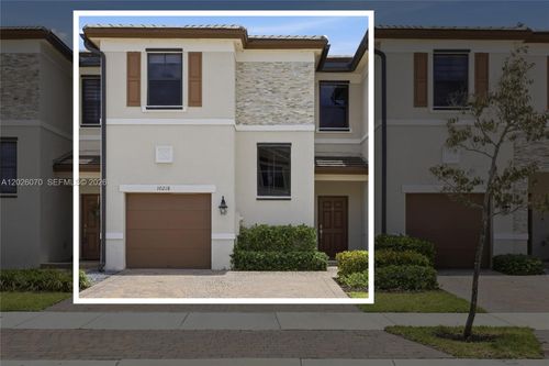 10218 Sw 231st Ln, Cutler Bay, FL, 33190-1995 | Card Image