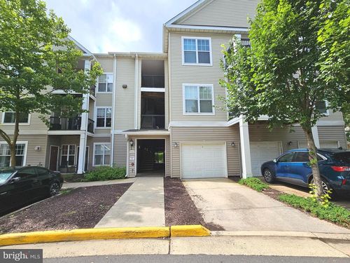 13331 Connor Dr, CENTREVILLE, VA, 20120-3039 | Card Image