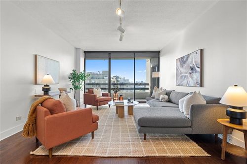 apt-19a-2660 Peachtree Rd Nw, Atlanta, GA, 30305-3677 | Card Image