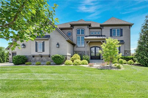 10511 S Red Bird St, Olathe, KS, 66061-7653 | Card Image