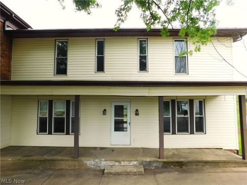 211 Main Pike St, Quaker City, OH, 43773-9574 | Card Image