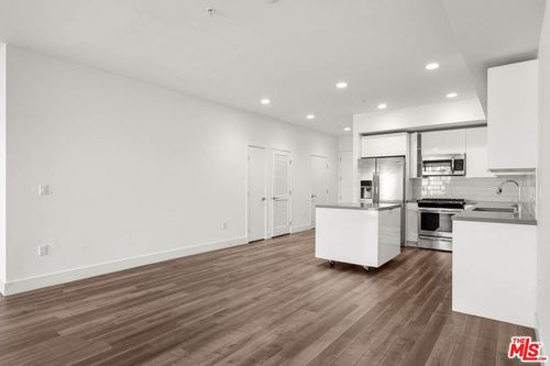 304-1215 S Bedford Avenue, Los Angeles, CA, 90035 | Card Image