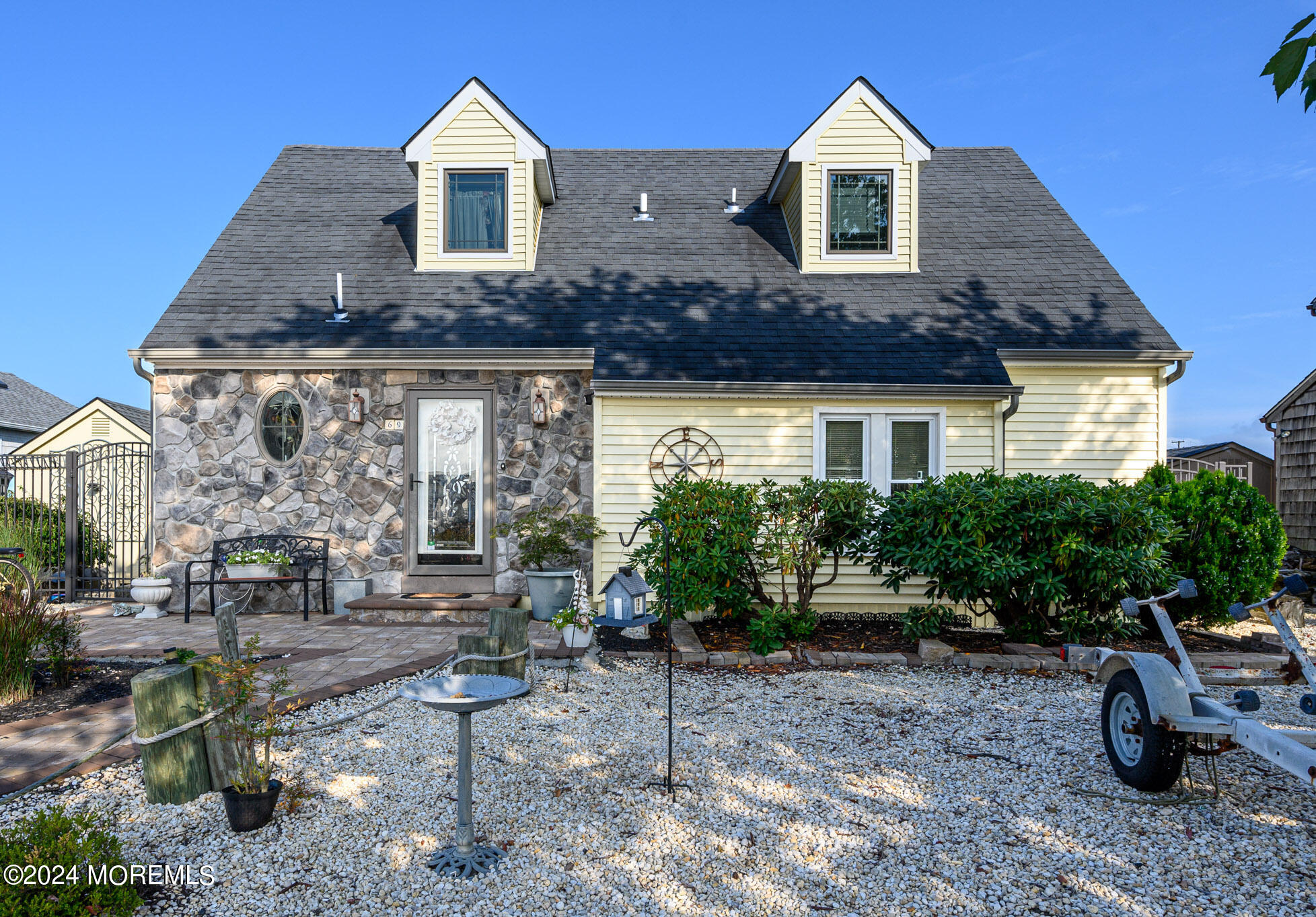 Yardarm Ct, Bayville, NJ 08721