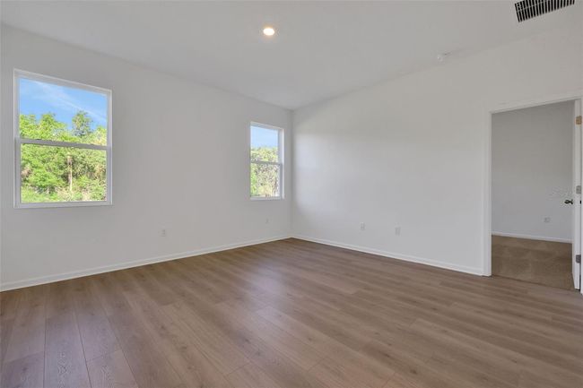 2932 Supermarine Loop, House other with 4 bedrooms, 2 bathrooms and null parking in TAVARES FL | Image 16