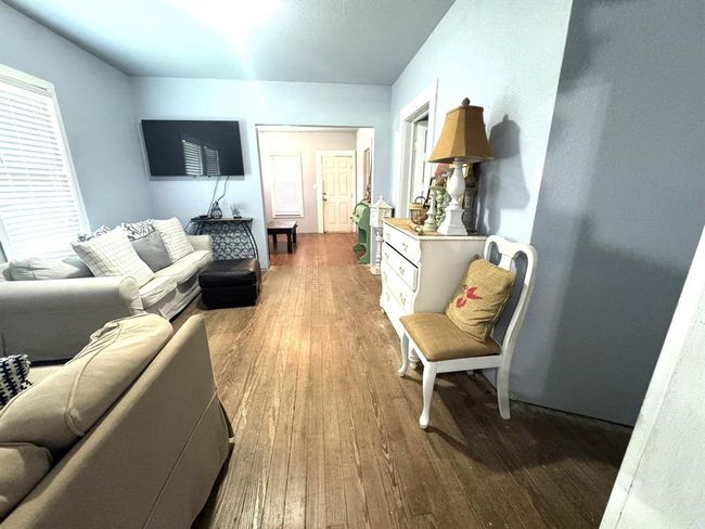 12215 Fm 442 Rd, House other with 2 bedrooms, 1 bathrooms and 1 parking in Boling TX | Image 35