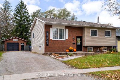 38 Centennial Ave, House other with 3 bedrooms, 2 bathrooms and 9 parking in Elmvale ON | Image 1