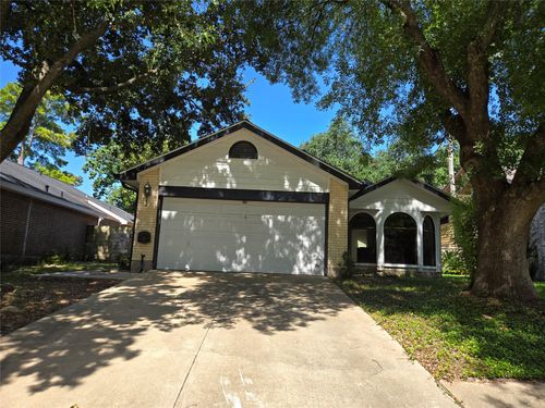 1614 Bradney Dr, Houston, TX, 77077-3827 | Card Image