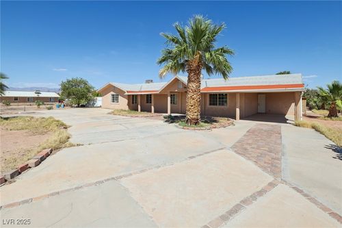 780 Lawson Dr, Moapa, NV, 89025-9154 | Card Image