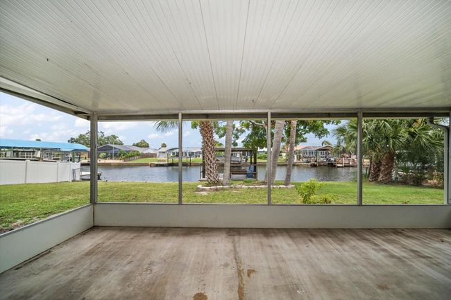 911 Sago Palm Way, House other with 3 bedrooms, 2 bathrooms and null parking in APOLLO BEACH FL | Image 27