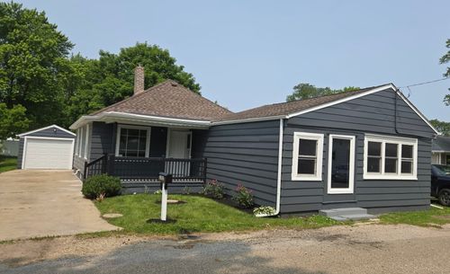 1002 Hoyne St, Streator, IL, 61364-3535 | Card Image