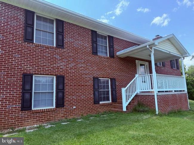 1205 Elm St, House other with 3 bedrooms, 2 bathrooms and null parking in FRONT ROYAL VA | Image 15