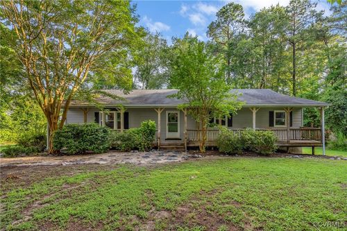 5211 Ecoff Ave, Chester, VA, 23831-1616 | Card Image