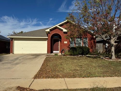 8353 Riversprings Drive, Fort Worth, TX, 76053 | Card Image