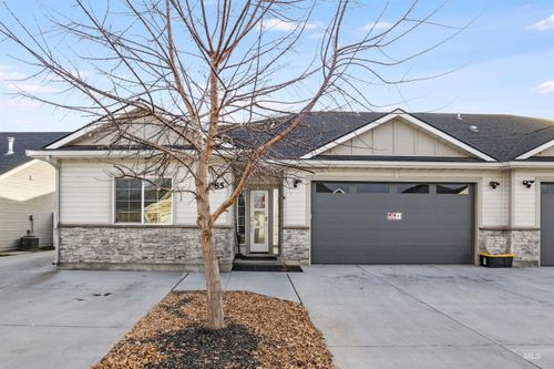1085 Easy Ave, Twin Falls, ID, 83301-1200 | Card Image