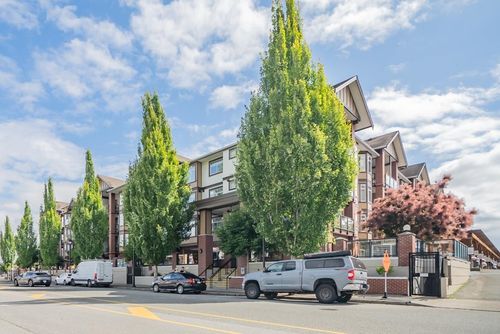 351-5660 201a St, Langley, BC, V3A0B4 | Card Image