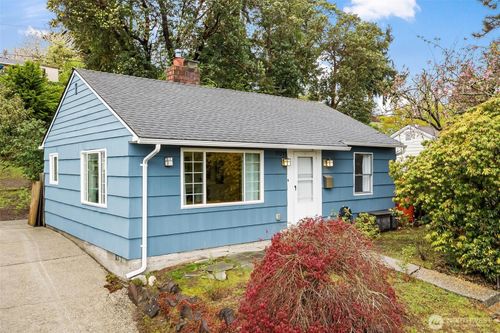 9911 31st Ave Sw, Seattle, WA, 98126-4116 | Card Image