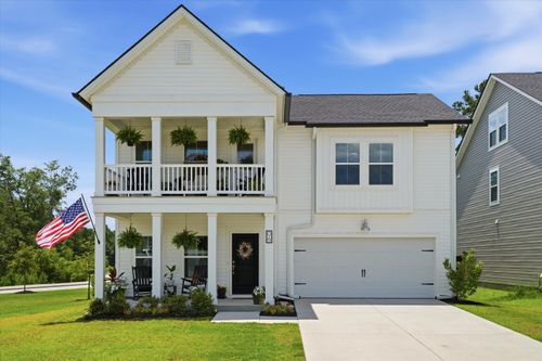 96 Red Bluff St, Summerville, SC, 29483-8222 | Card Image