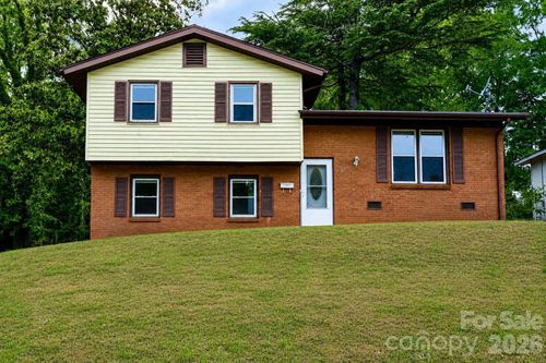 5001 Springview Rd, Charlotte, NC, 28213-6762 | Card Image