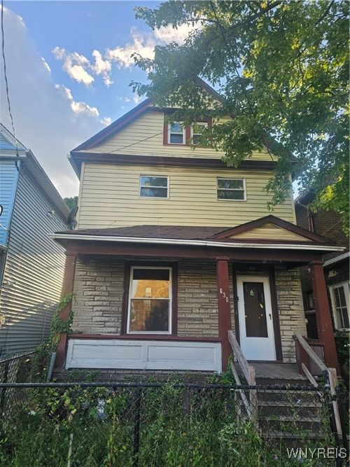 630 20th St, Niagara Falls, NY, 14301-2304 | Card Image