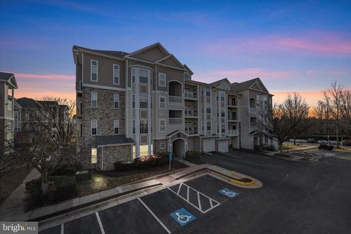 unit-101-506 Sunset View Ter Se, LEESBURG, VA, 20175-6189 | Card Image