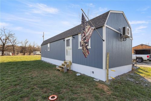 28815 Farm Road 1075, Seligman, MO, 65745-7445 | Card Image