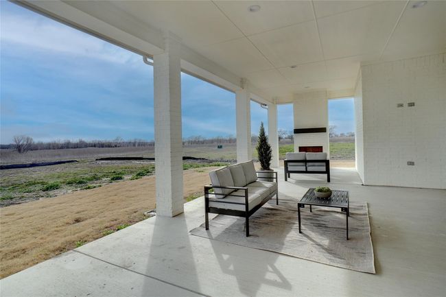 189 Pr 11934, House other with 4 bedrooms, 2 bathrooms and null parking in Blum TX | Image 20