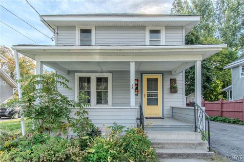 134 N Pearl Ave, Watertown, NY, 13601-3035 | Card Image